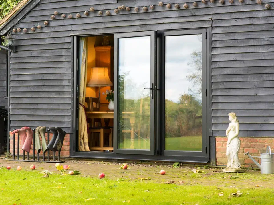 Luxury Aluminum Bifold Patio Door 108" W x 80" H – 3 Panel – Right Fold – Black Thermal Break | Edifort