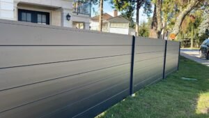 Aluminum-Fence-4-scaled